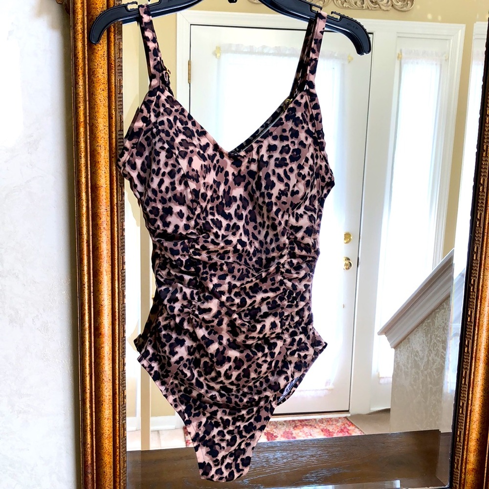 New Women’s one piece swimsuit.  Size S.  Animal print.